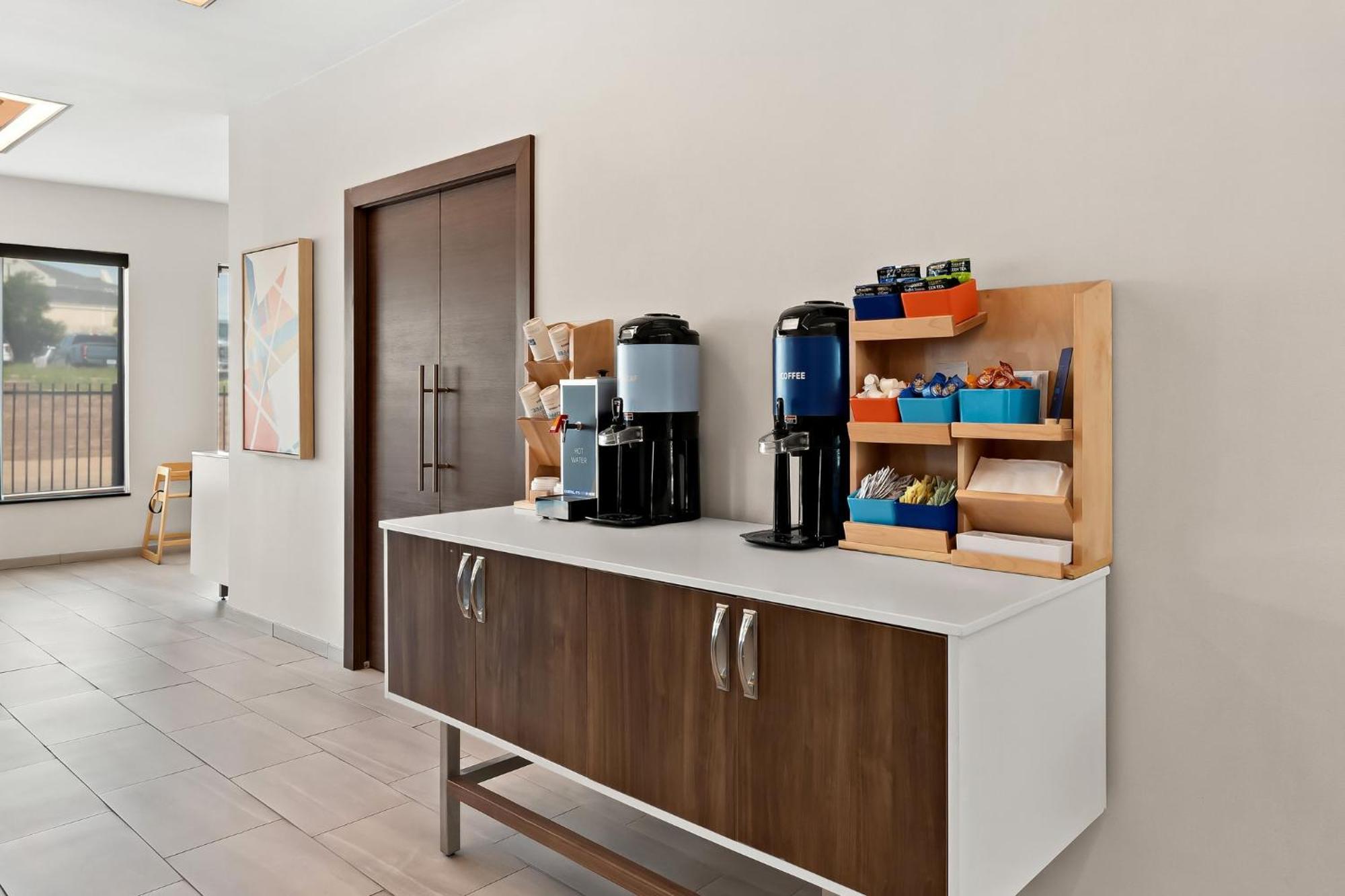 Holiday Inn Express & Suites Perry By Ihg Buitenkant foto