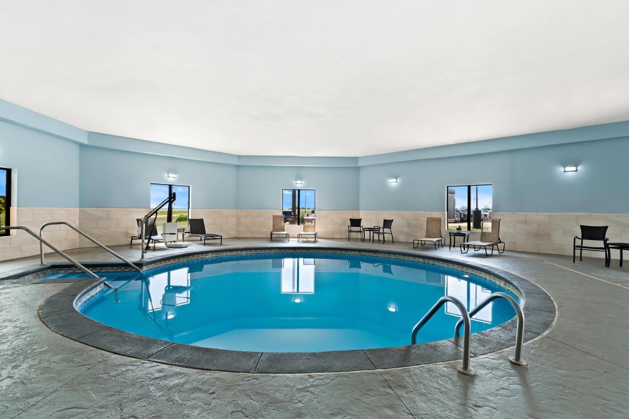 Holiday Inn Express & Suites Perry By Ihg Buitenkant foto