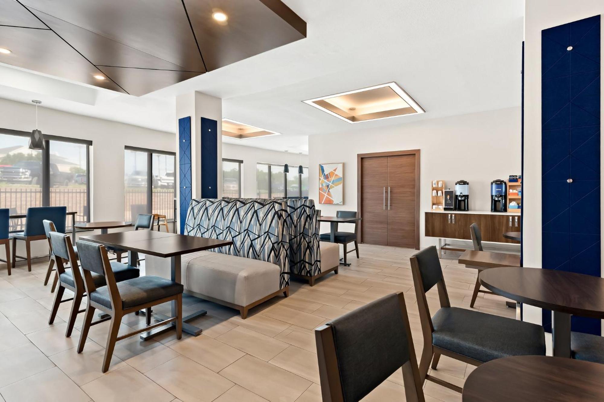 Holiday Inn Express & Suites Perry By Ihg Buitenkant foto