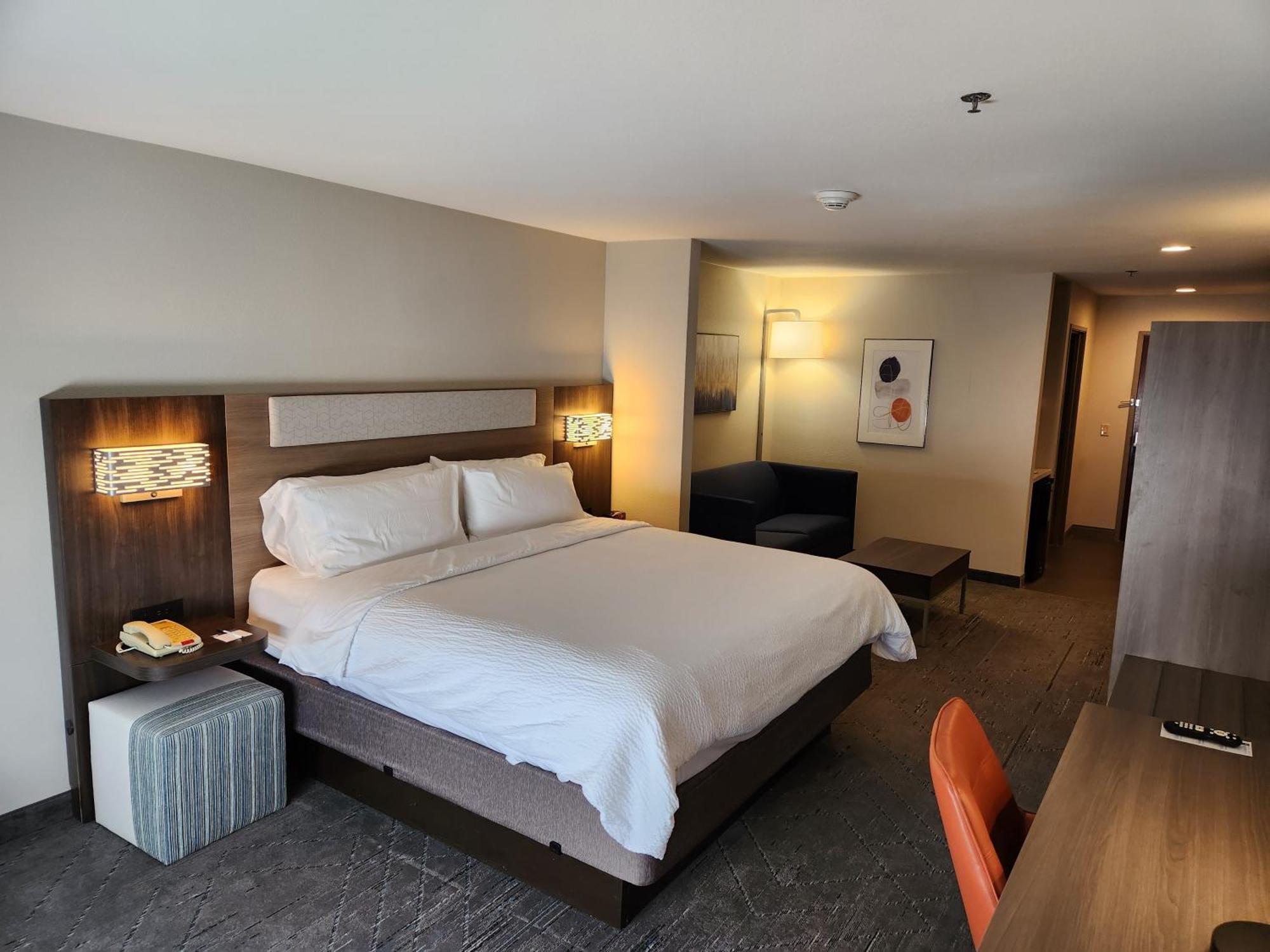 Holiday Inn Express & Suites Perry By Ihg Buitenkant foto