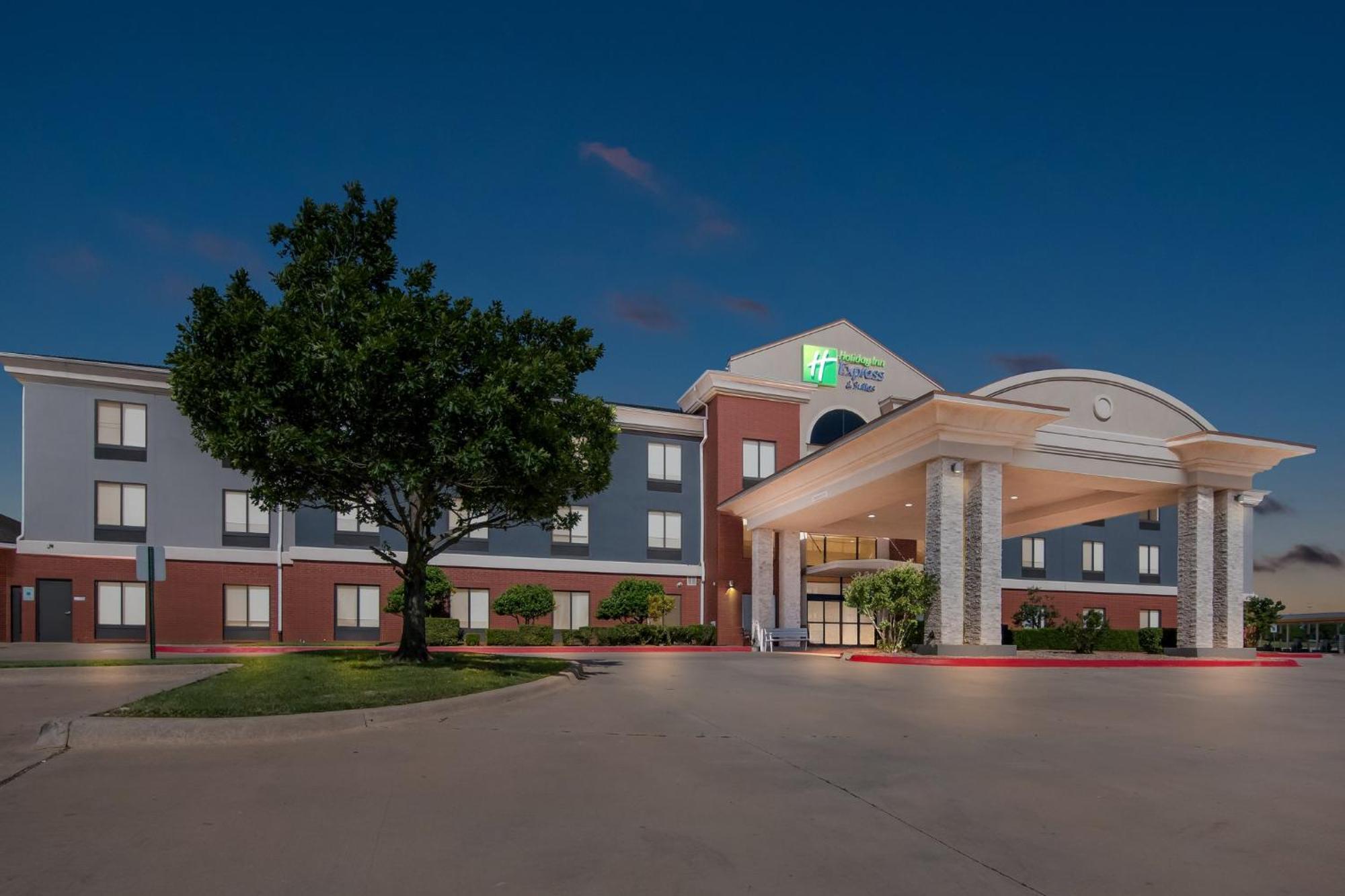 Holiday Inn Express & Suites Perry By Ihg Buitenkant foto