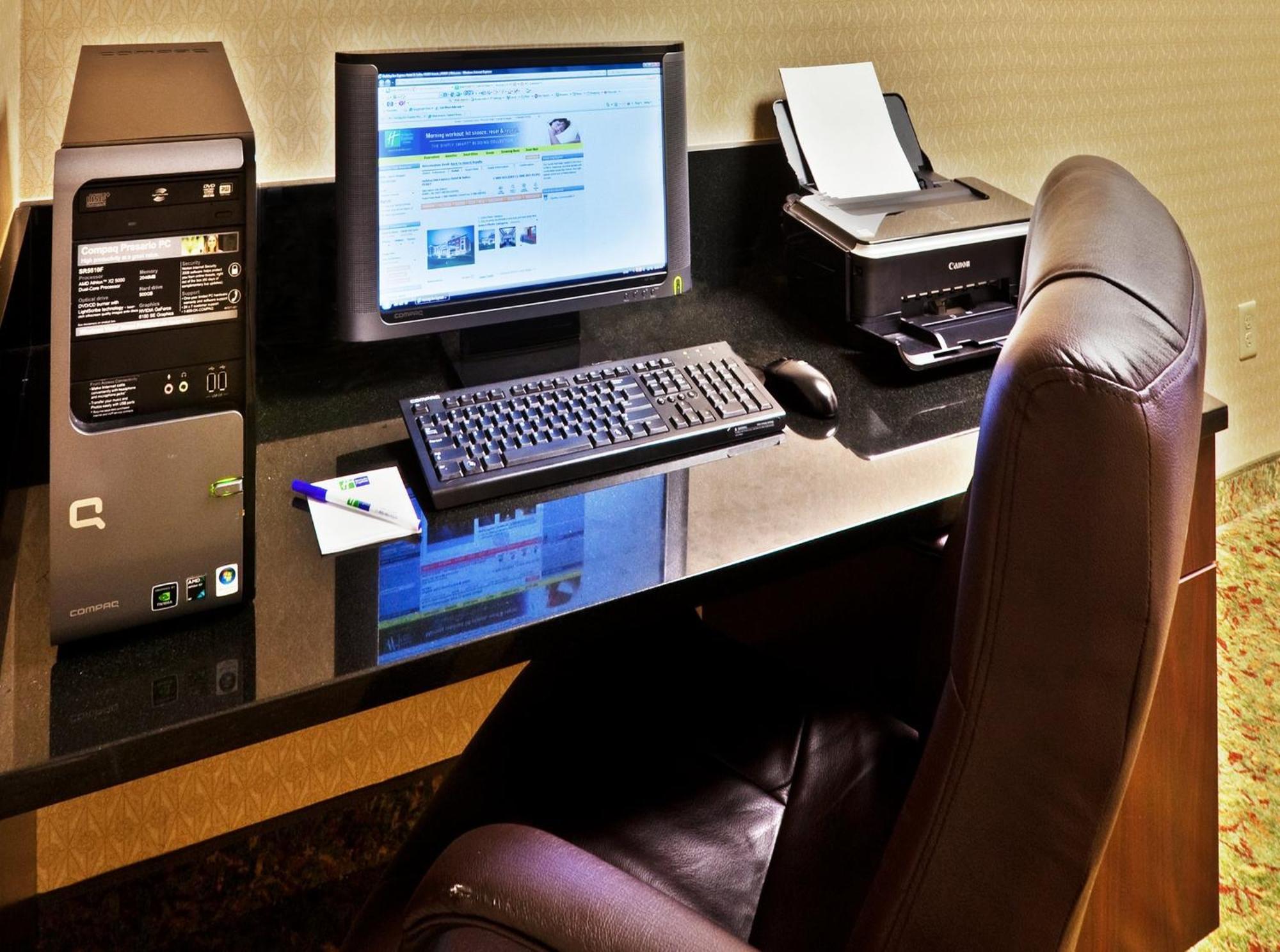 Holiday Inn Express & Suites Perry By Ihg Buitenkant foto